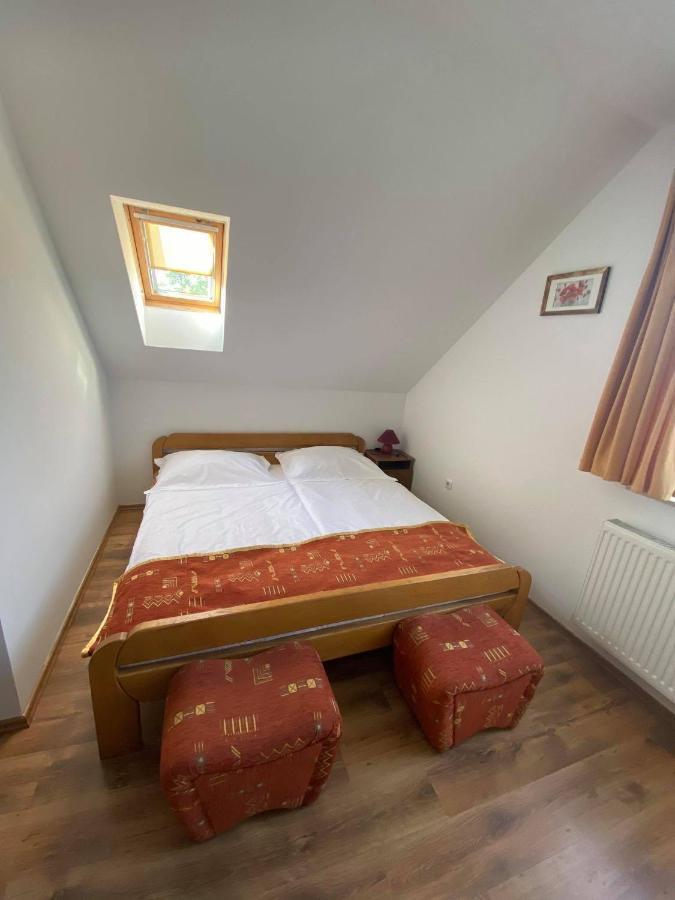Naphaz Panzio Bed and Breakfast Tiszafüred Exteriör bild